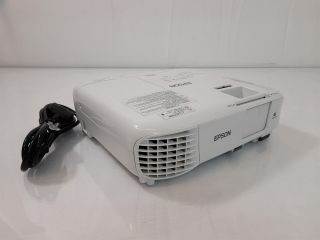 INTRODUCTION TO PROJECTORS